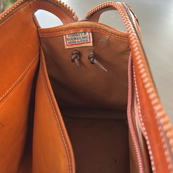 Vintage Dooney & Burke Handbag - Picture 5 of 5